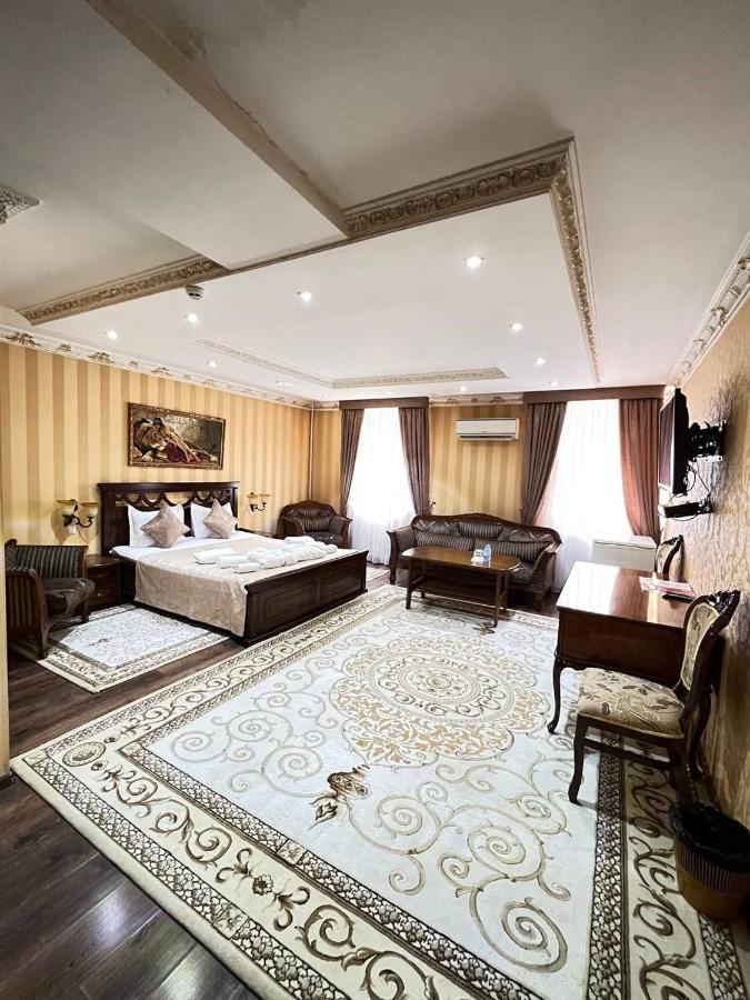 Hotel Papillon タシュケント エクステリア 写真