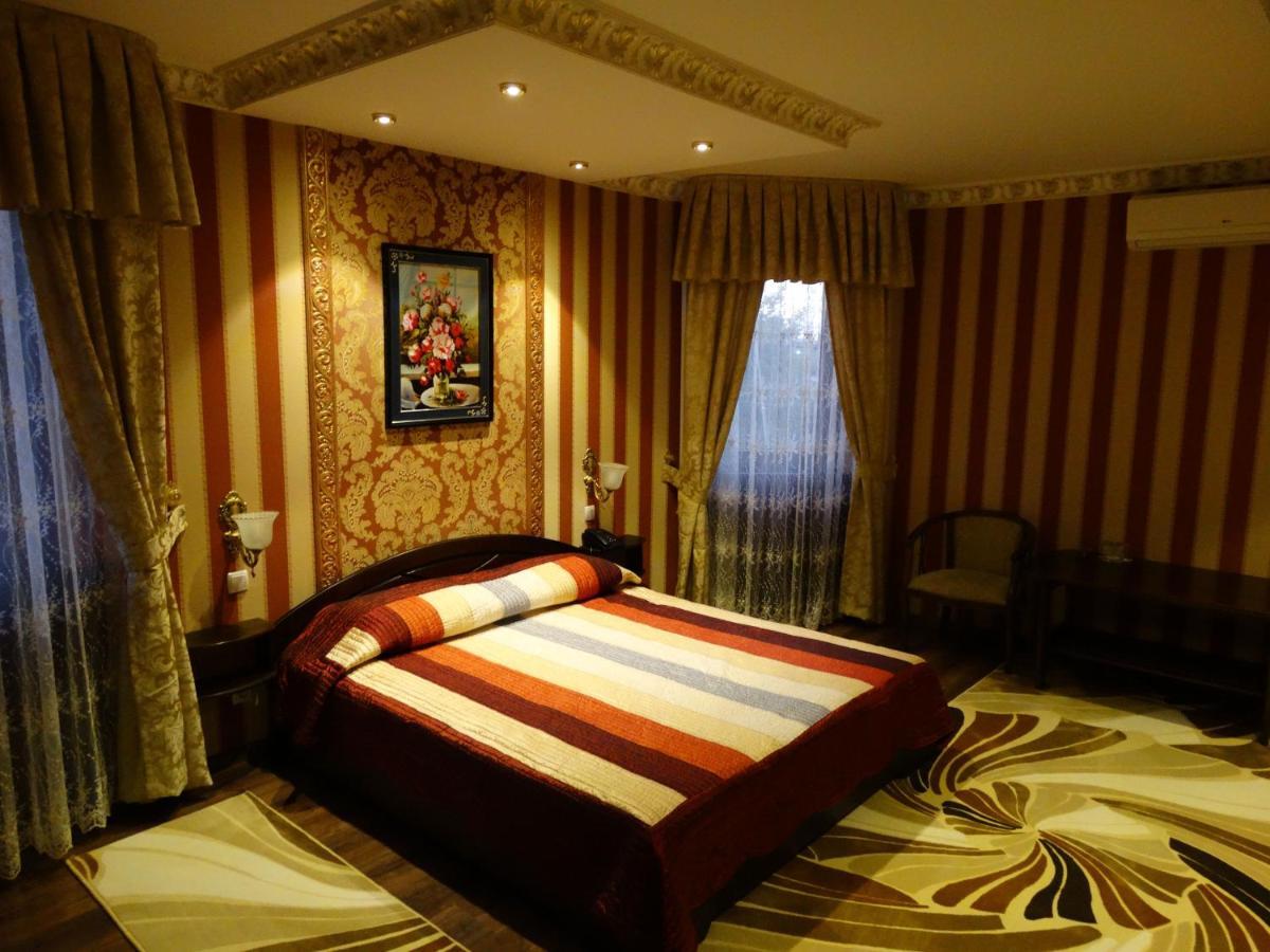 Hotel Papillon タシュケント エクステリア 写真