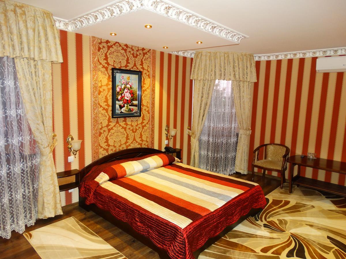 Hotel Papillon タシュケント エクステリア 写真